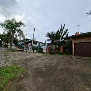 Casa com 280m², 4 dormitórios, 2 vagas, no bairro Jardim Eldorado em Caxias do Sul para Alugar ou Comprar