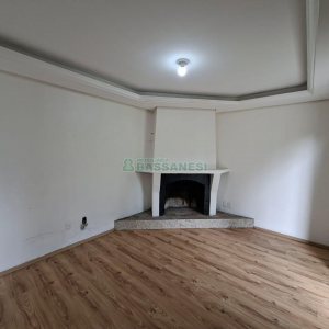 Casa com 280m², 4 dormitórios, 2 vagas, no bairro Jardim Eldorado em Caxias do Sul para Alugar ou Comprar