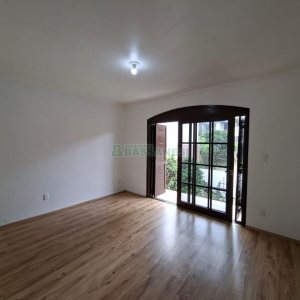 Casa com 280m², 4 dormitórios, 2 vagas, no bairro Jardim Eldorado em Caxias do Sul para Alugar ou Comprar