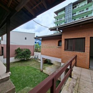 Casa com 280m², 4 dormitórios, 2 vagas, no bairro Jardim Eldorado em Caxias do Sul para Alugar ou Comprar