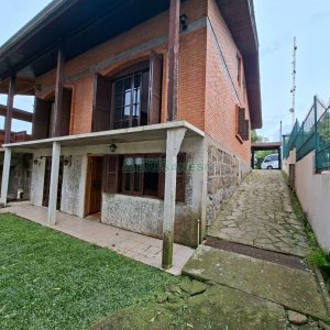 Casa com 280m², 4 dormitórios, 2 vagas, no bairro Jardim Eldorado em Caxias do Sul para Alugar ou Comprar