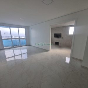 Apartamento com 98m², 2 dormitórios, 2 vagas, no bairro Pioneiro em Caxias do Sul para Alugar