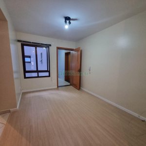 Apartamento com 45m², 1 dormitório, 1 vaga, no bairro Centro em Caxias do Sul para Alugar