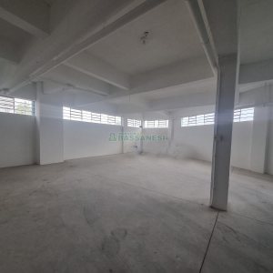 Apartamento com 84m², 2 dormitórios, 2 vagas, no bairro Pioneiro em Caxias do Sul para Alugar