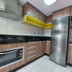 Apto Mobiliado com 85m², 2 dormitórios, 2 vagas, no bairro São Pelegrino em Caxias do Sul para Alugar