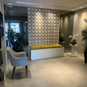 Apartamento com 63m², 2 dormitórios, 2 vagas, no bairro Vinhedos em Caxias do Sul para Comprar