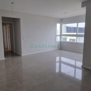 Apartamento com 100m², 3 dormitórios, 2 vagas, no bairro Panazzolo em Caxias do Sul para Comprar