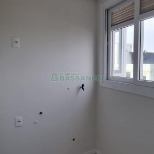 Apartamento com 100m², 3 dormitórios, 2 vagas, no bairro Panazzolo em Caxias do Sul para Comprar