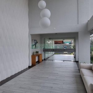 Apartamento com 100m², 3 dormitórios, 2 vagas, no bairro Panazzolo em Caxias do Sul para Comprar