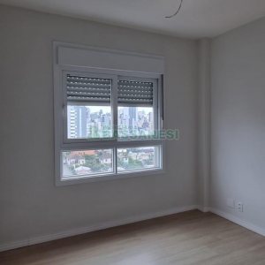 Apartamento com 100m², 3 dormitórios, 2 vagas, no bairro Panazzolo em Caxias do Sul para Comprar