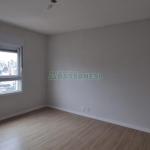Apartamento com 100m², 3 dormitórios, 2 vagas, no bairro Panazzolo em Caxias do Sul para Comprar
