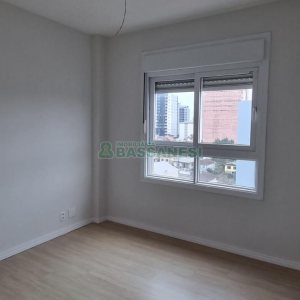 Apartamento com 100m², 3 dormitórios, 2 vagas, no bairro Panazzolo em Caxias do Sul para Comprar