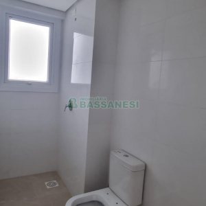 Apartamento com 100m², 3 dormitórios, 2 vagas, no bairro Panazzolo em Caxias do Sul para Comprar