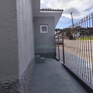 Casa com 360m², 3 dormitórios, 1 vaga, no bairro Nossa Senhora de Fátima em Caxias do Sul para Comprar