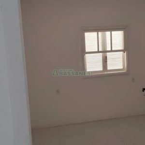 Casa com 360m², 3 dormitórios, 1 vaga, no bairro Nossa Senhora de Fátima em Caxias do Sul para Comprar