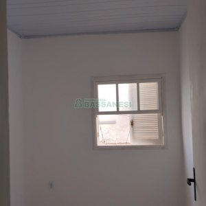 Casa com 360m², 3 dormitórios, 1 vaga, no bairro Nossa Senhora de Fátima em Caxias do Sul para Comprar