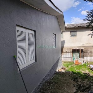 Casa com 360m², 3 dormitórios, 1 vaga, no bairro Nossa Senhora de Fátima em Caxias do Sul para Comprar