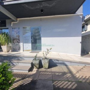 Loja Mobiliada com 63m², no bairro Santa Catarina em Caxias do Sul para Alugar