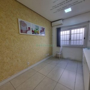 Loja Mobiliada com 63m², no bairro Santa Catarina em Caxias do Sul para Alugar