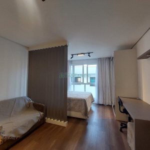 Apto Mobiliado com 30m², 1 dormitório, 1 vaga, no bairro Petrópolis em Caxias do Sul para Alugar