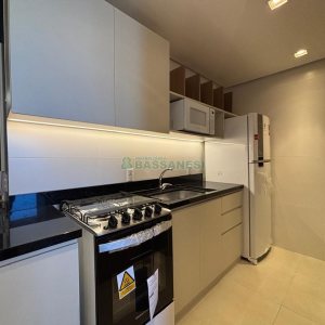 Apto Mobiliado com 32m², 1 dormitório, 1 vaga, no bairro São Pelegrino em Caxias do Sul para Alugar
