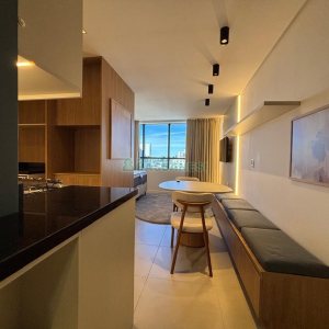 Apto Mobiliado com 32m², 1 dormitório, 1 vaga, no bairro São Pelegrino em Caxias do Sul para Alugar