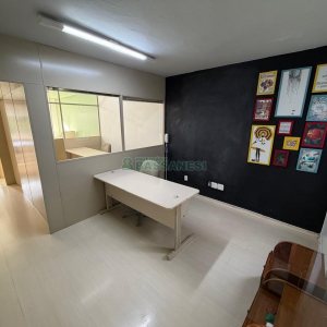 Sala Mobiliada com 60m², no bairro Lourdes em Caxias do Sul para Alugar