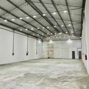 Pavilhão com 450m², no bairro São Ciro em Caxias do Sul para Alugar