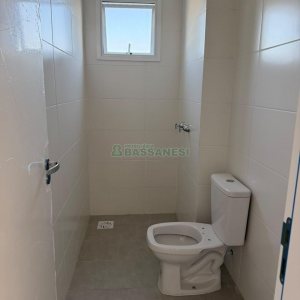 Apartamento com 56m², 2 dormitórios, 1 vaga, no bairro São Leopoldo em Caxias do Sul para Alugar