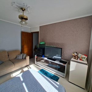 Apartamento com 84m², 3 dormitórios, 1 vaga, no bairro Pio X em Caxias do Sul para Comprar
