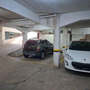 Apartamento com 84m², 3 dormitórios, 1 vaga, no bairro Pio X em Caxias do Sul para Comprar