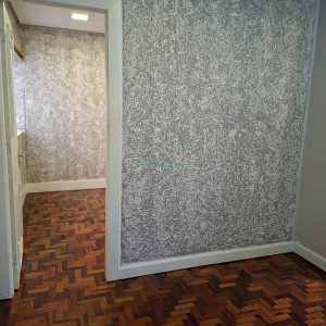 Sala com 55m², no bairro Centro em Caxias do Sul para Alugar ou Comprar