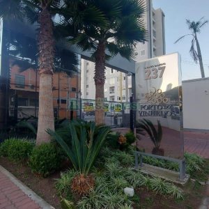 Apto Mobiliado com 42m², 2 dormitórios, 1 vaga, no bairro Panazzolo em Caxias do Sul para Alugar