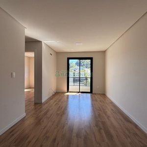 Apartamento com 72m², 2 dormitórios, 2 vagas, no bairro São Luiz em Caxias do Sul para Alugar
