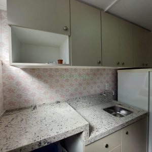 Apartamento com 30m², 1 dormitório, no bairro Centro em Caxias do Sul para Alugar