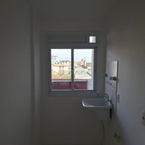 Apartamento com 50m², 1 dormitório, 1 vaga, no bairro Lourdes em Caxias do Sul para Comprar