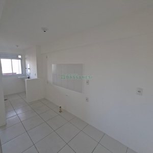 Apartamento com 50m², 1 dormitório, 1 vaga, no bairro Lourdes em Caxias do Sul para Comprar