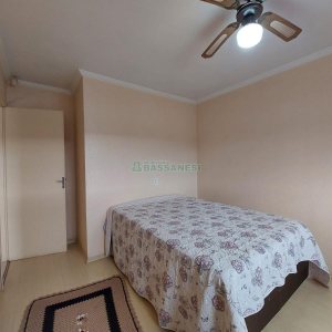 Casa com 229m², 3 dormitórios, 4 vagas, no bairro Santa Lúcia em Caxias do Sul para Comprar