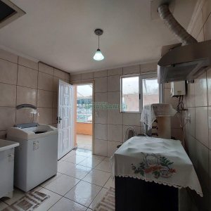 Casa com 229m², 3 dormitórios, 4 vagas, no bairro Santa Lúcia em Caxias do Sul para Comprar
