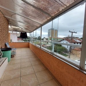 Casa com 229m², 3 dormitórios, 4 vagas, no bairro Santa Lúcia em Caxias do Sul para Comprar