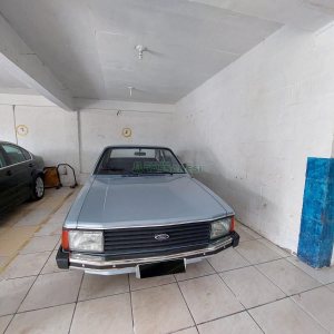 Casa com 229m², 3 dormitórios, 4 vagas, no bairro Santa Lúcia em Caxias do Sul para Comprar