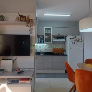 Apartamento com 57m², 2 dormitórios, 1 vaga, no bairro Sagrada Família em Caxias do Sul para Comprar
