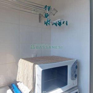 Apartamento com 57m², 2 dormitórios, 1 vaga, no bairro Sagrada Família em Caxias do Sul para Comprar