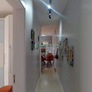 Apartamento com 57m², 2 dormitórios, 1 vaga, no bairro Sagrada Família em Caxias do Sul para Comprar