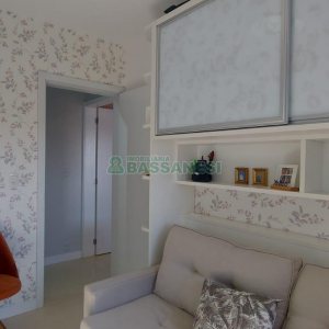 Apartamento com 57m², 2 dormitórios, 1 vaga, no bairro Sagrada Família em Caxias do Sul para Comprar