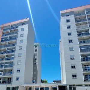 Apto Mobiliado com 60m², 2 dormitórios, 1 vaga, no bairro Vinhedos em Caxias do Sul para Alugar