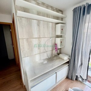 Apto Mobiliado com 60m², 2 dormitórios, 1 vaga, no bairro Vinhedos em Caxias do Sul para Alugar
