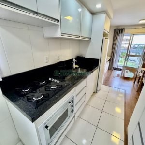 Apto Mobiliado com 60m², 2 dormitórios, 1 vaga, no bairro Vinhedos em Caxias do Sul para Alugar