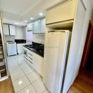 Apto Mobiliado com 60m², 2 dormitórios, 1 vaga, no bairro Vinhedos em Caxias do Sul para Alugar