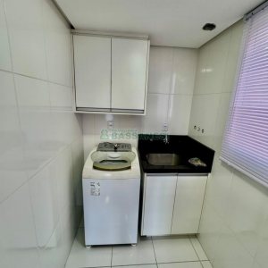 Apto Mobiliado com 60m², 2 dormitórios, 1 vaga, no bairro Vinhedos em Caxias do Sul para Alugar